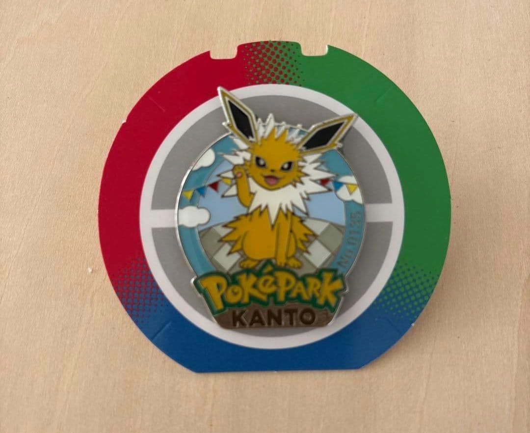 限定】ポケパークカントー ピンバッジ サンダース - メルカリ