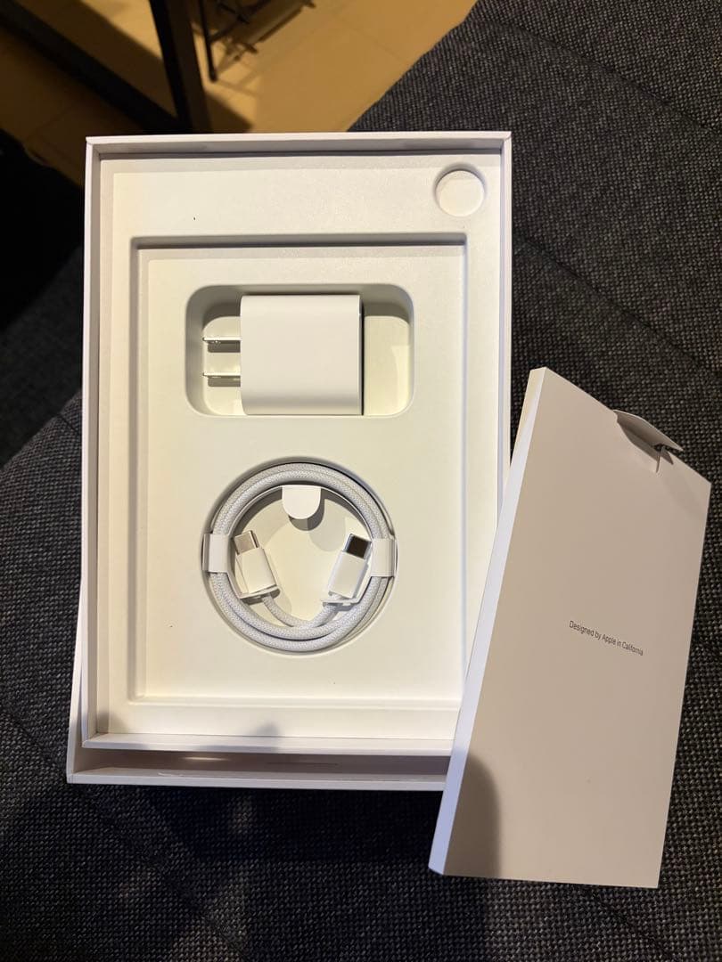 iPad mini 7 第7世代ペン付128GBWi-Fiモデル スペースブラッの通販はau