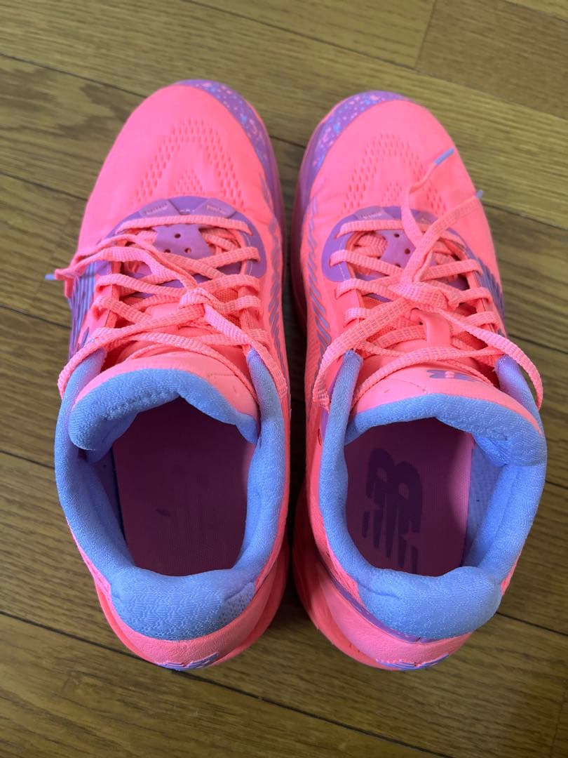 New Balance バスケットボールシューズ ピンク - メルカリ