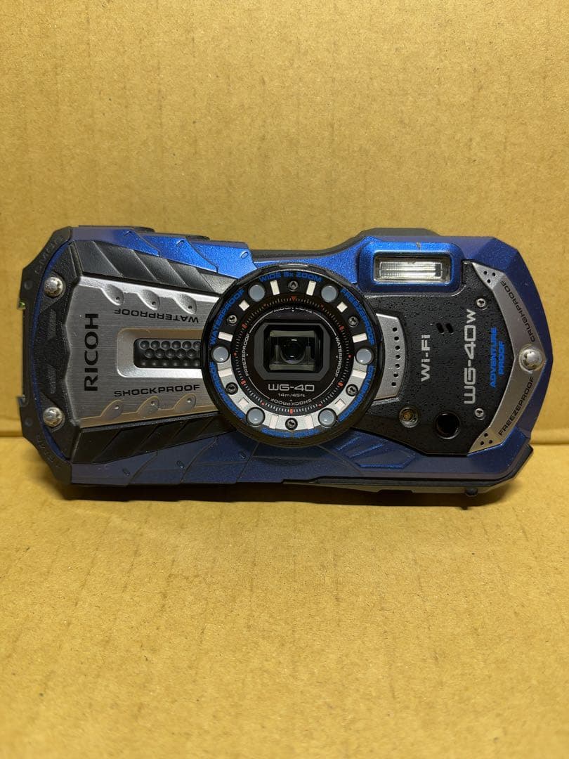 RICOH WG-40W 防水デジタルカメラ 青 美品 - メルカリ