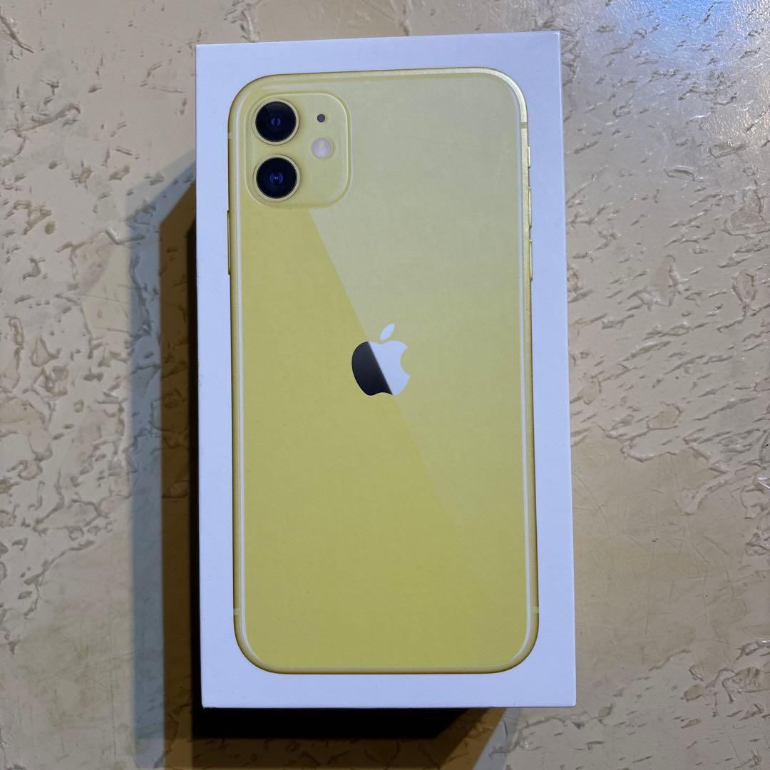 Apple iPhone 11 イエロー の箱と付属品 - メルカリ