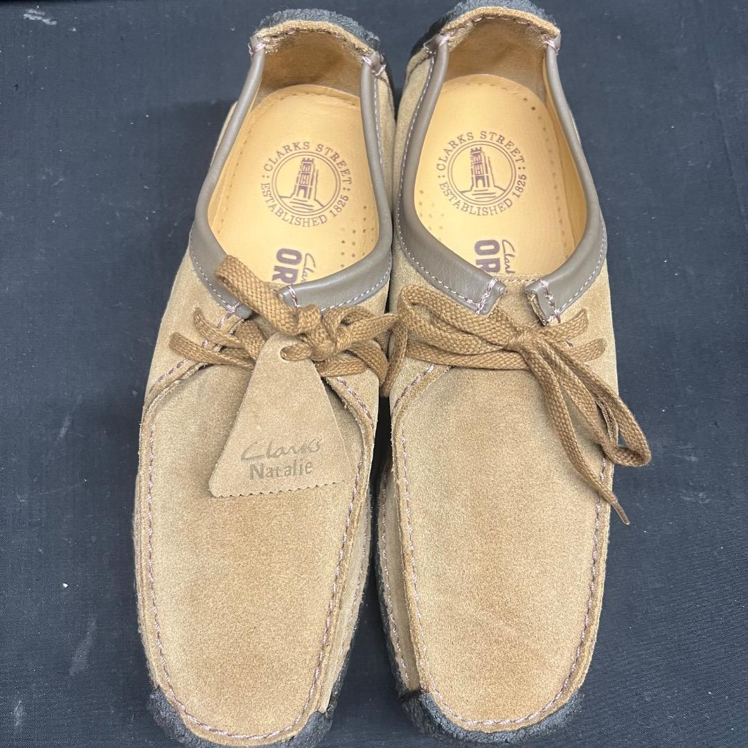 〇T上1042 未使用 クラークス ワラビー ナタリー 25.5 スエード - メルカリ