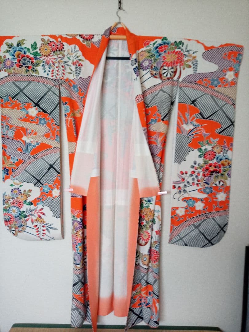 M*o様 古典柄 江戸紅型 振袖 クリーニング済 - メルカリ
