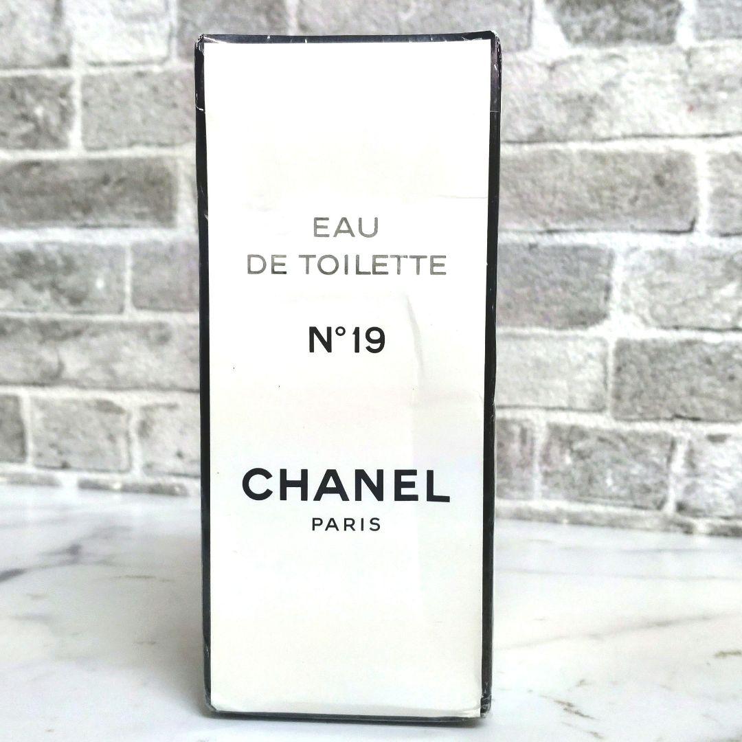 CHANEL No19 シャネル オードゥトワレット 200ml 未開封品 2026年最新】Yahoo!オークション -シャネル香水19の中古品・新品・未