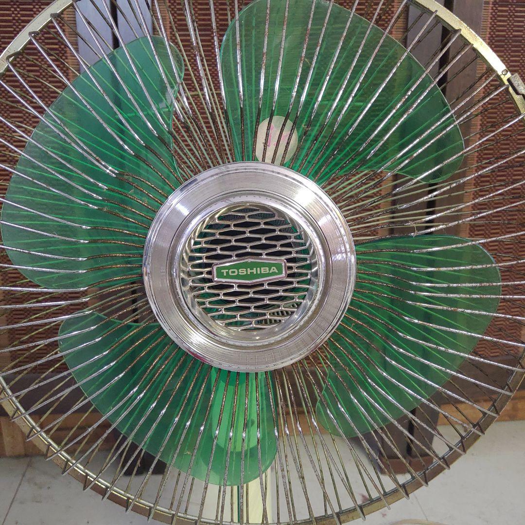 M026 東芝扇風機 TOSHIBA 4枚羽根 昭和レトロ F-221G - メルカリ
