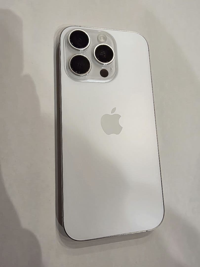 Apple iPhone 16 Pro 本体 ホワイトチタニウム 台数限定】アップル(Apple) iPhone 16 Pro 256GB ホワイトチタニウム