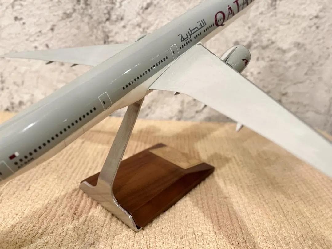 PACMIN / パックミン｜B777-300ER｜カタール航空｜1/200 - メルカリ