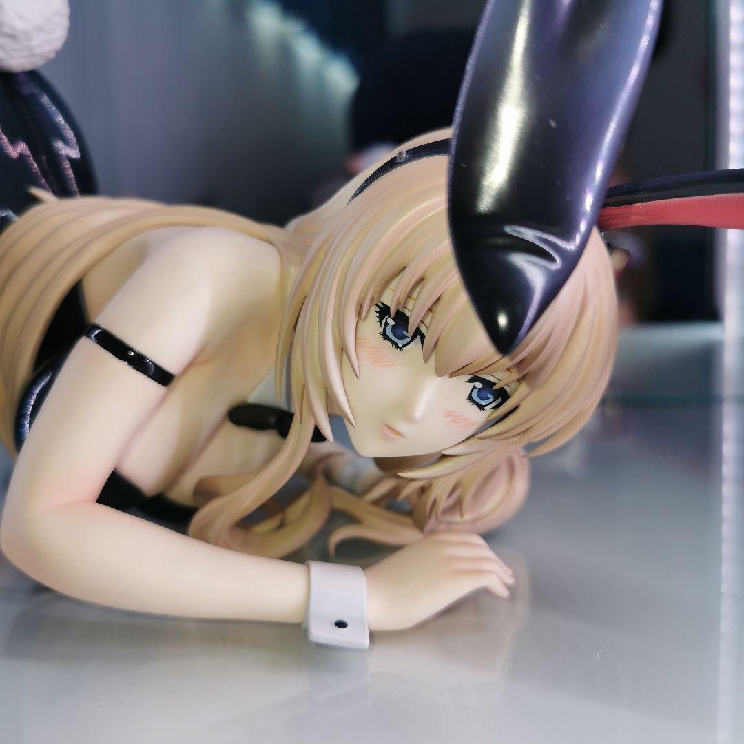 フリーイング アイリスディーナ・ベルンハルト バニーVer.