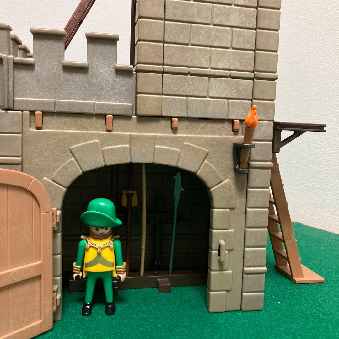 古いプレイモービル お城・家のパーツ大量 - メルカリ