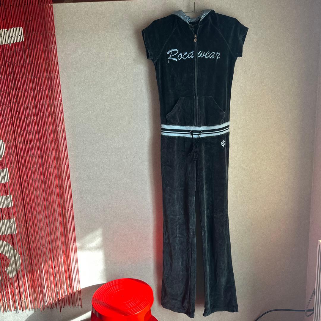 Rocawear ベロアセットアップ 黒 - メルカリ