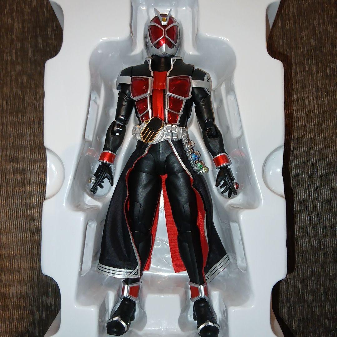 S.H.figuarts 真骨彫 仮面ライダーウィザード フレイムスタイル