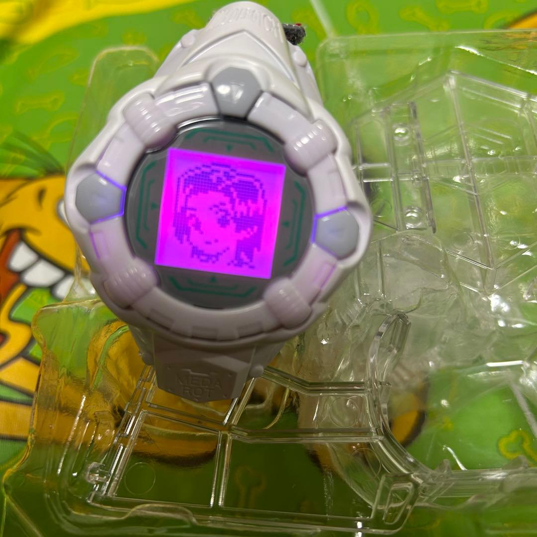 メダロット メダロッチ リバイバル ホワイト Dimカード付き - メルカリ