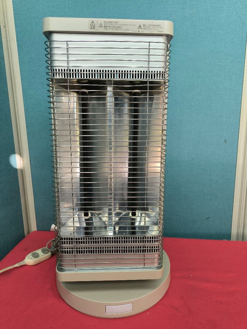 美品　ダイキン セラムヒート 遠赤外線暖房機　ERFT11WSE7 ダイキン（DAIKIN） 遠赤外線暖房機 セラムヒート 電気ヒーター