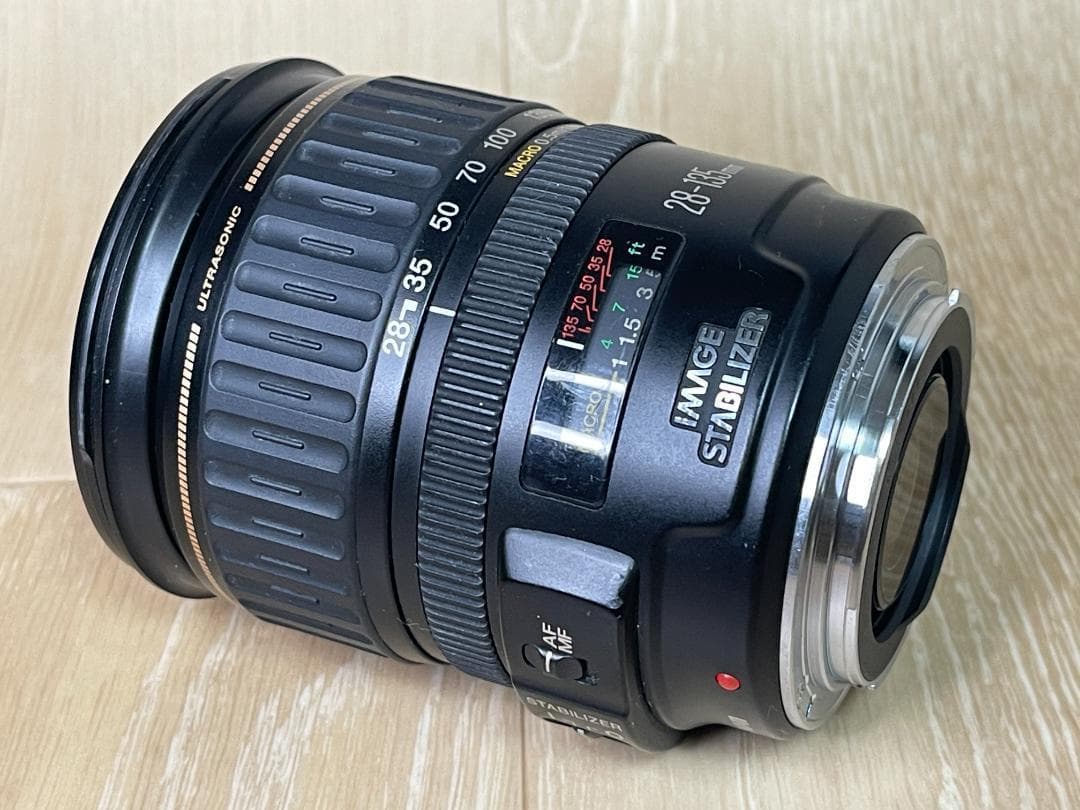 CANON キヤノン EF 28-135mm F3.5-5.6 IS USM