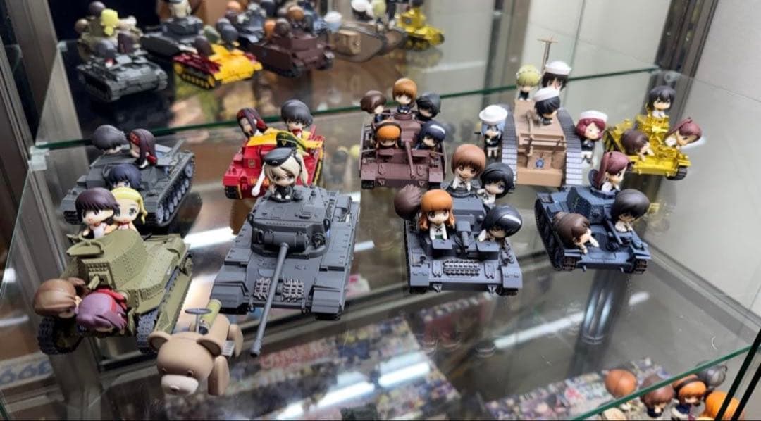 最終値下げ‼️グラブル、進撃のバハムート、ガルパン、咲-Saki-、フィギュア