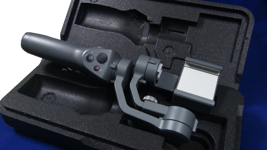 OSMO MOBILE-2  3軸ジンバル スタビライザー（美品！） OSMO MOBILE-2 3軸ジンバル スタビライザー（美品！） Amazon.co.jp