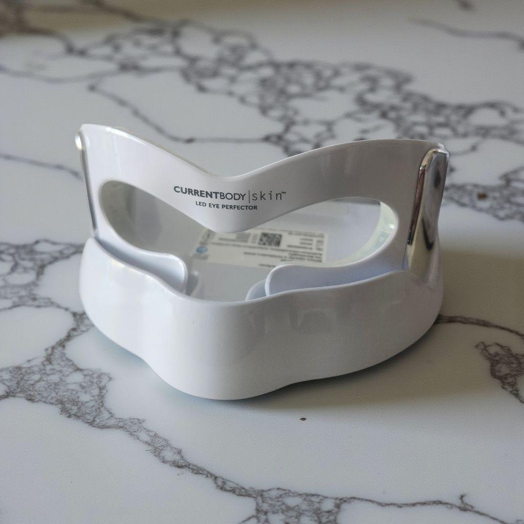 ボディ・フェイスケア CURRENTBODY LED EYE PERFECTOR LED Eye Mask | Under Eye Red Light Therapy | CurrentBody USA