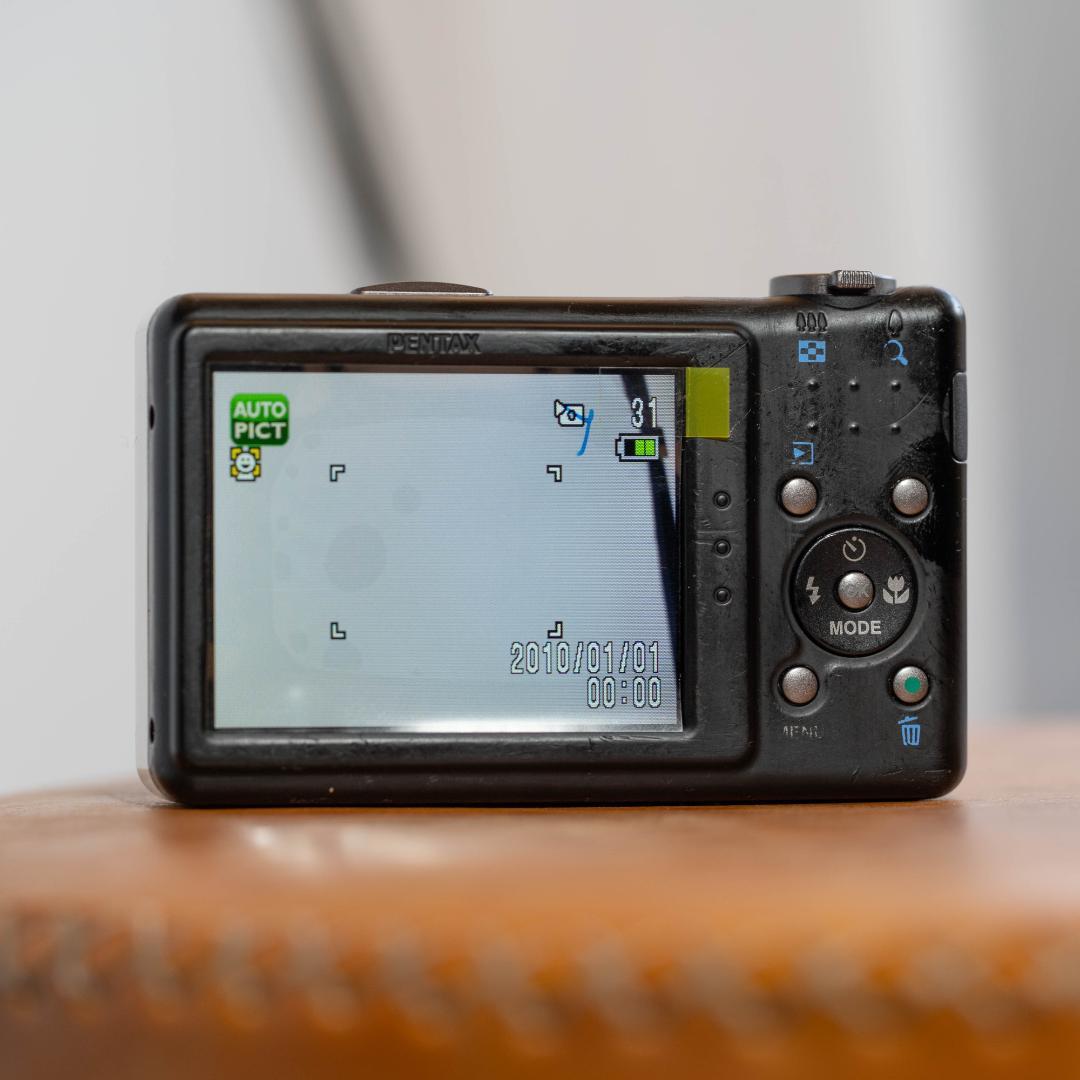 可愛いすぎるコンデジ】PENTAX optio RZ10 ホワイト - メルカリ