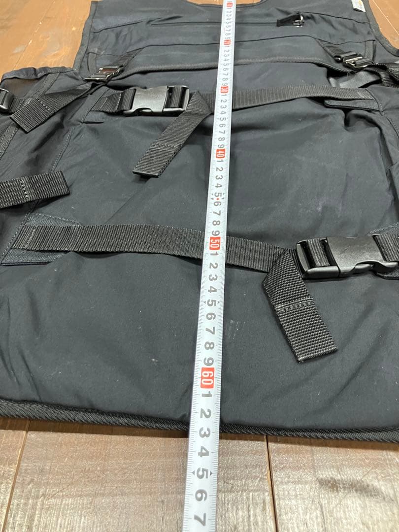 P01 デザイン MASTER-PIECE コラボ スノーボード ベスト