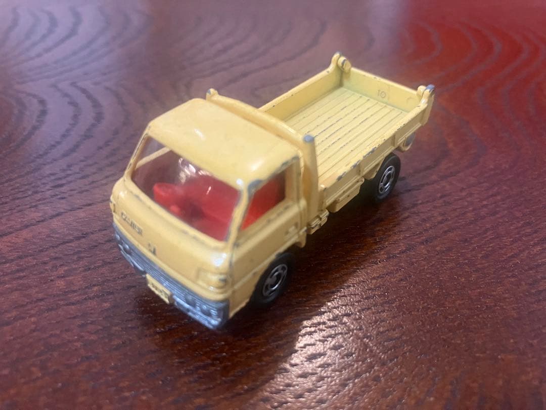 まとめ売り・レアトミカあり】33台セット ＆ 4段パーキング収納ケース