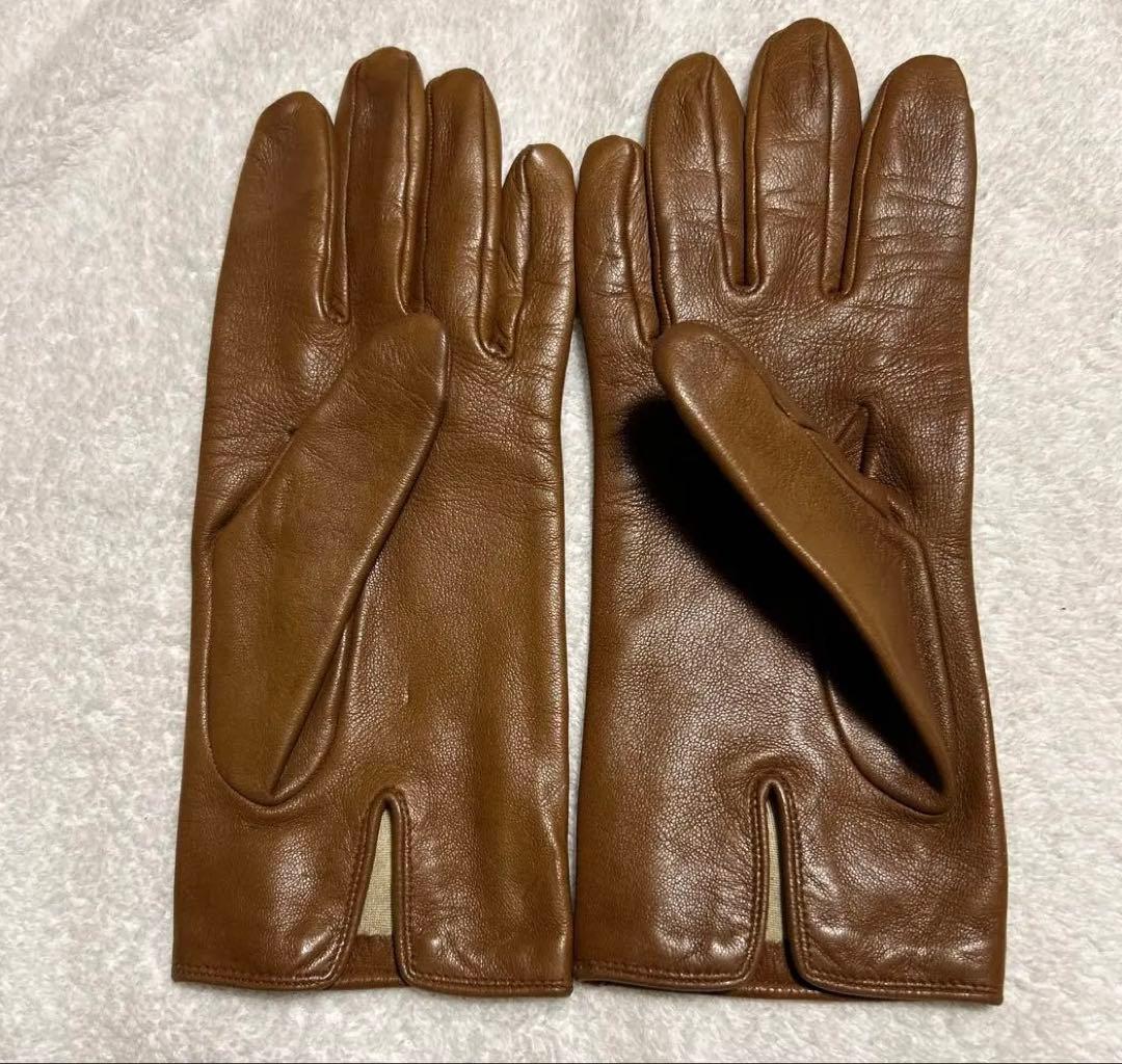 CELINE キュイールアンニュグローブ