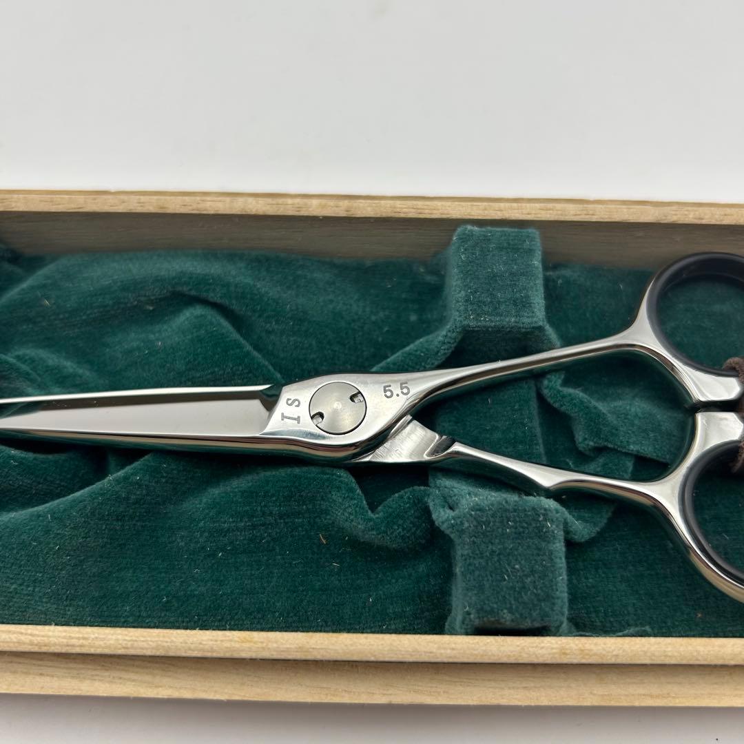 未使用品 シザー ハサミ SONIA 美容師 理髪店 5.5インチ 桐箱 - メルカリ