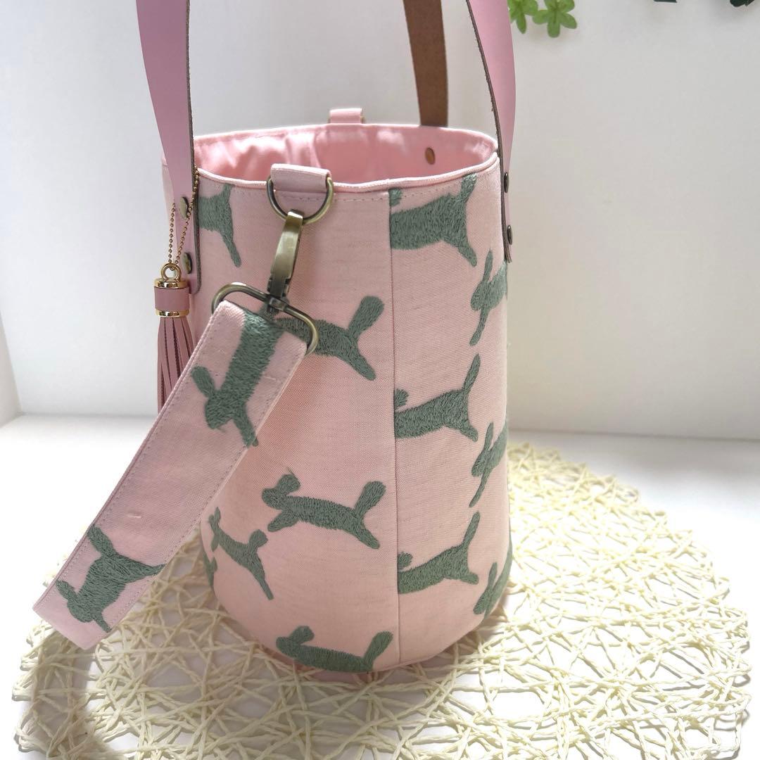 《感謝価格》ミナペルホネンオパール底バッグ(肩掛けショルダー付き)