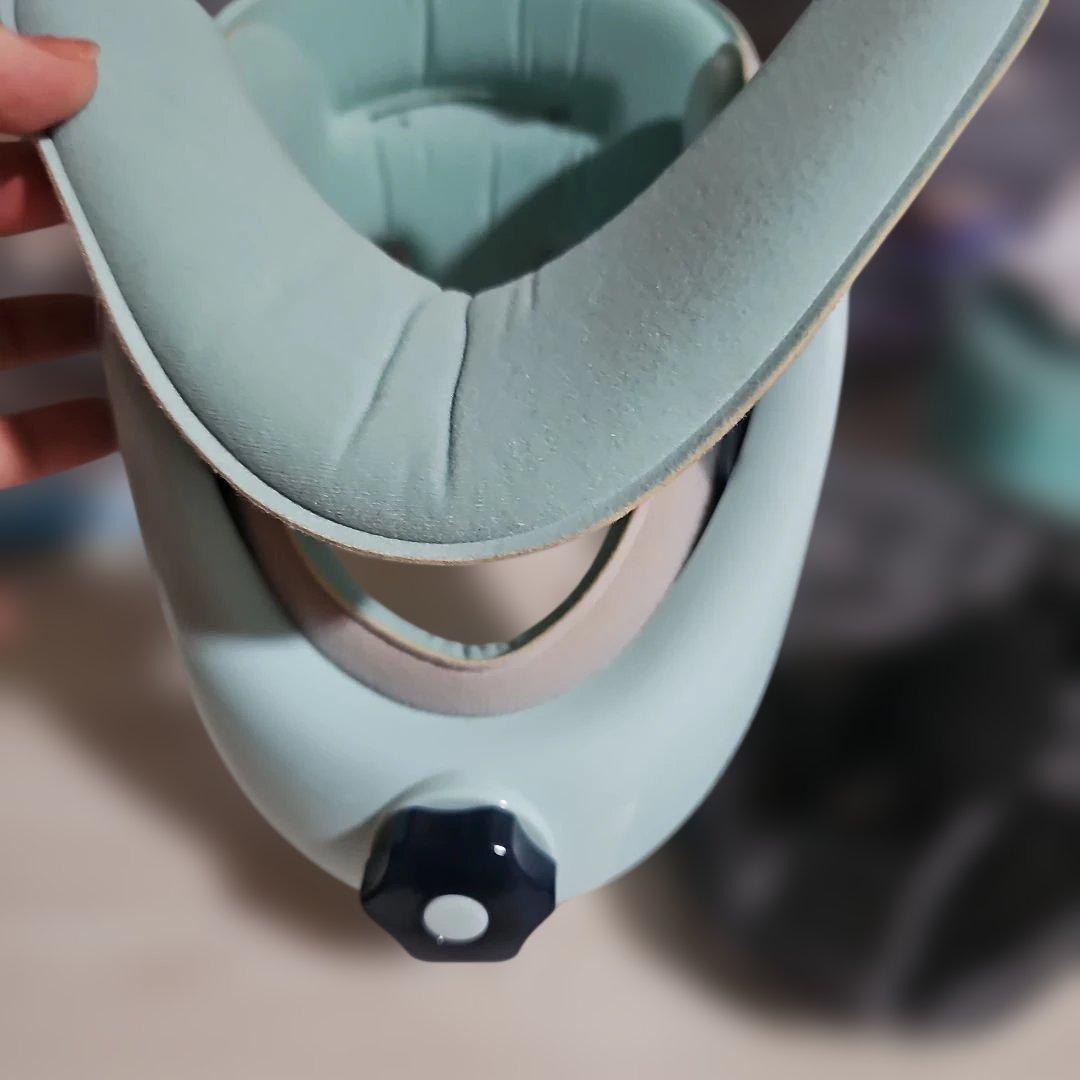 TechLove ネックストレッチャー ミントグリーン ポンプ付き - メルカリ