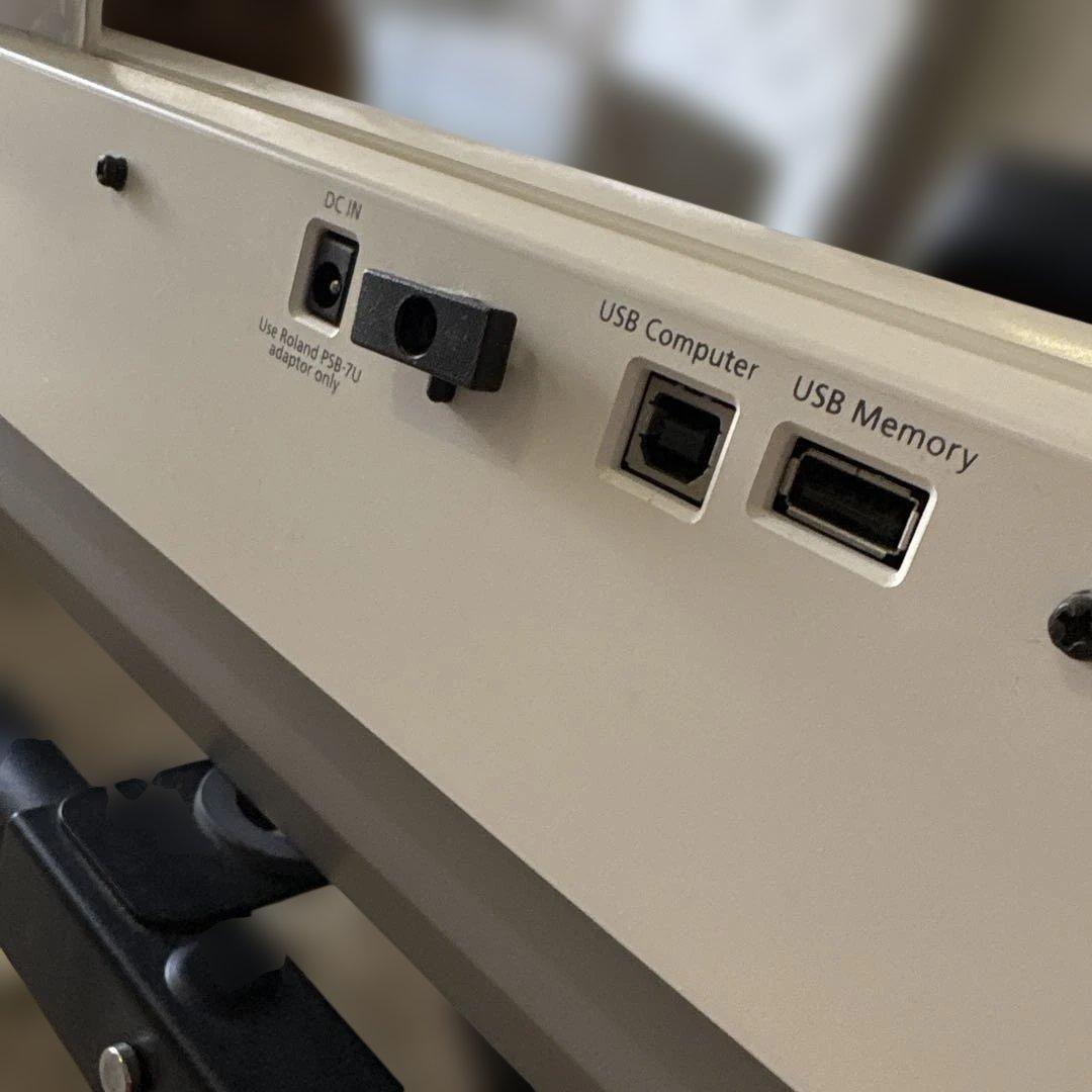 美品 ROLAND FP-30X WH 21年製 電子ピアノ 台 チェア セット - メルカリ