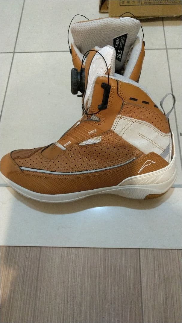 クシタニ フローシューズ 26.5cm