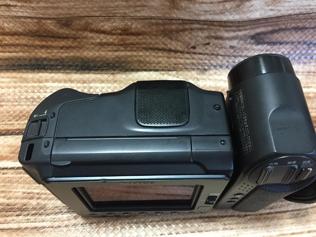 撮影再生ダビングOK　美品　SHARP　VL-EL13　付属品有　Video8