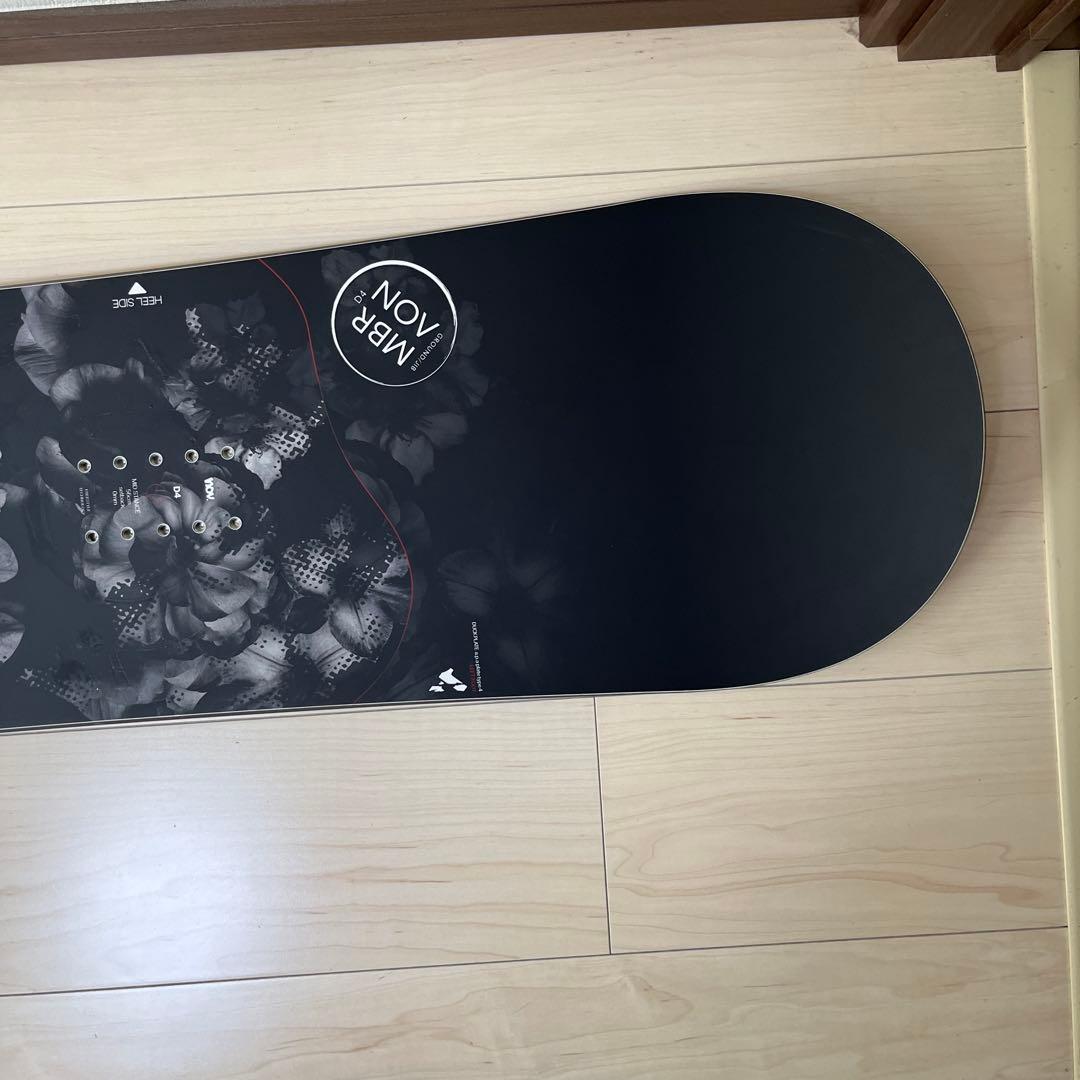 18-19NOVMBR D4オガサカ 国産スノーボード板 美品❗️150センチ