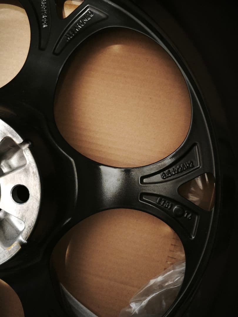 アルファロメオ ステルヴィオ 20インチ アルミホイール4本 20 X 8.5J