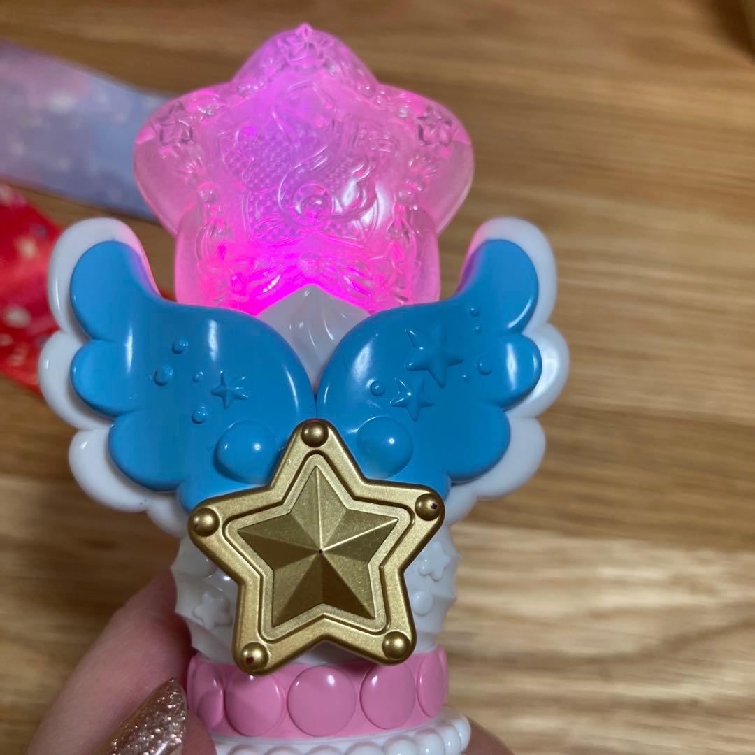 キュアパルフェ レインボーリボン プリキュアのリボンステッキです