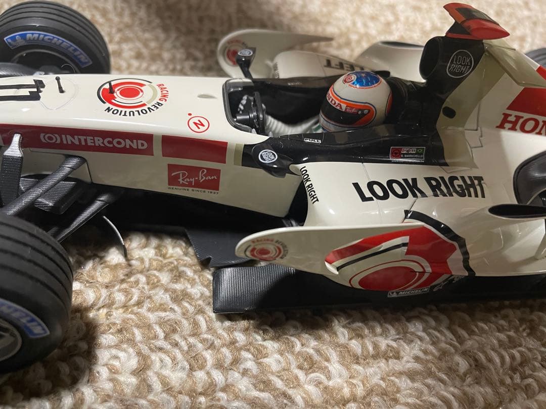 F1 ホンダRA106 1/18 バリチェロ - メルカリ