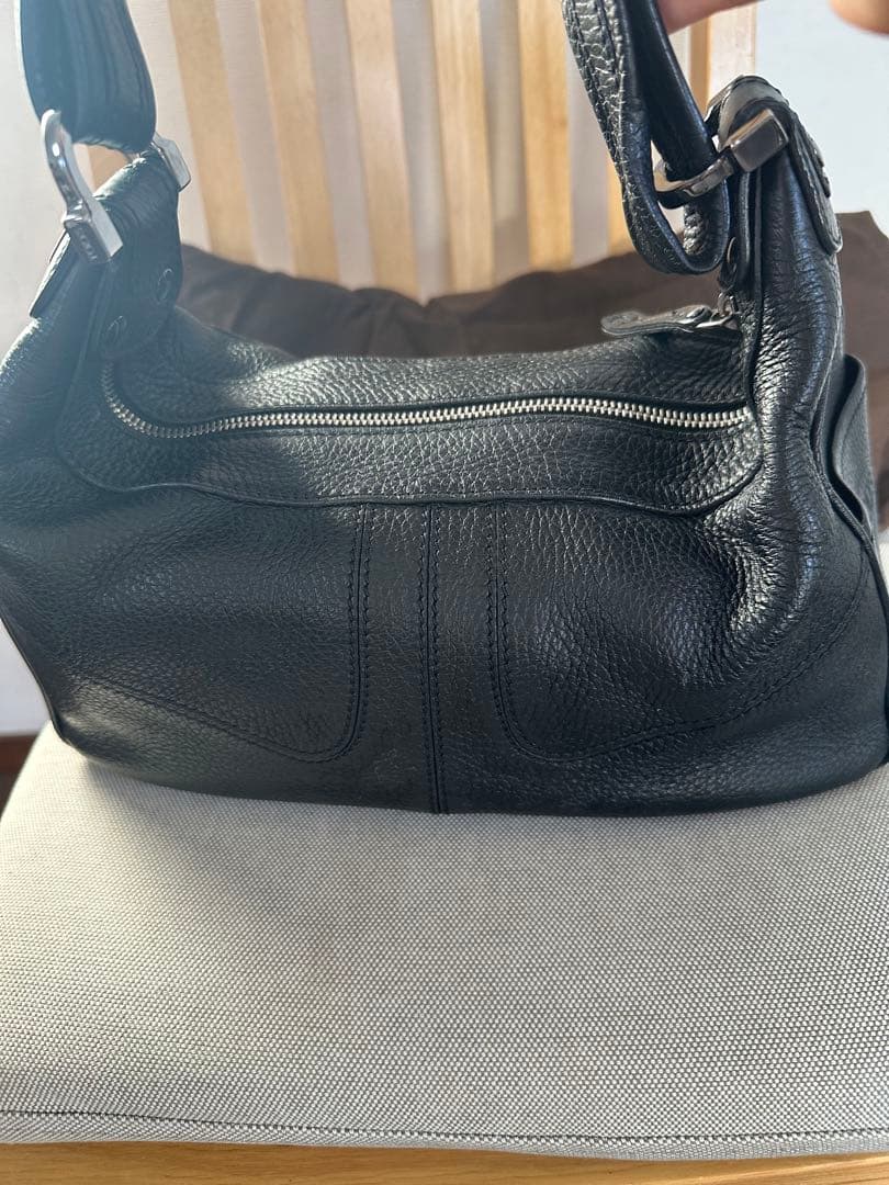 Tod’s ワンショルダー　革　黒　バッグ TOD'S（トッズ） バッグ レザーミニバッグ ショルダーバッグ