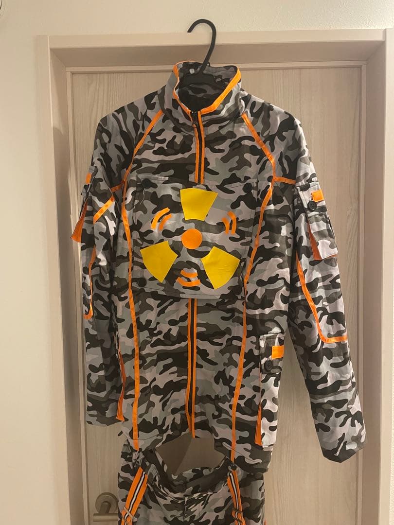 hide 迷彩柄 コスプレ ジャケットとパンツセット　ウィッグ付き hide 迷彩柄 コスプレ ジャケットとパンツセット ウィッグ付き