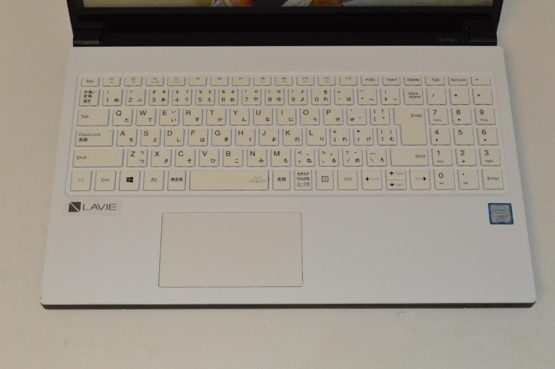 ホワイトLAVIE第8世代Corei7/32G/SSD500G/バッテリー良好 - Windows