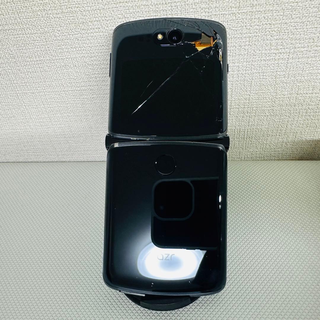 Motorola Razr 5G SIMロック解除済 - メルカリ