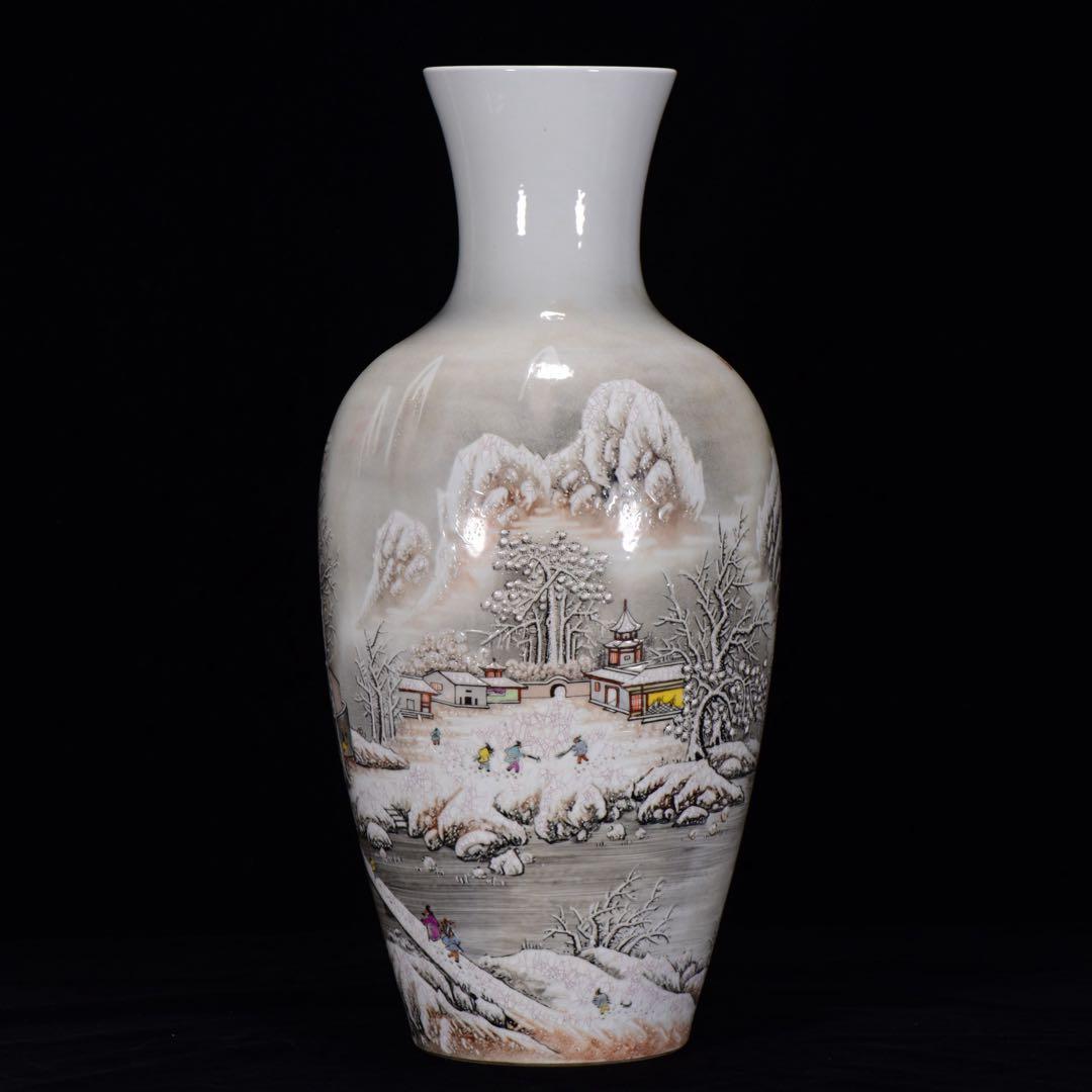 旧蔵逸品　中華民国時代 粉彩雪景図　手作り花瓶　飾り　古美術インテリア　陶器美品 清末〜民国期 中国 景徳鎮 色絵鯉文 双耳 壺 花瓶 古美術 五彩 陶芸