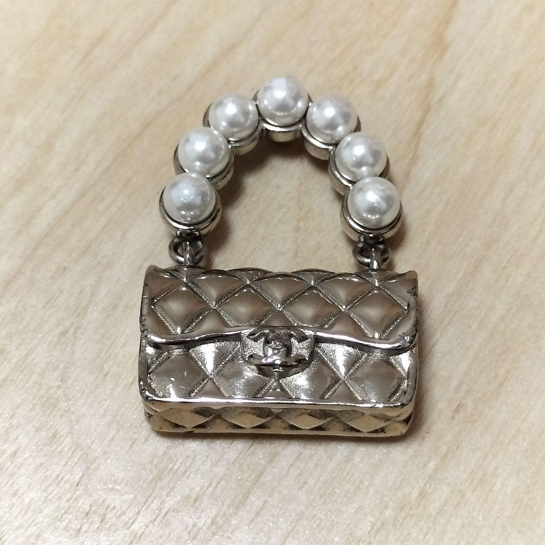 訳あり※シャネル マトラッセ バッグ型ブローチ CHANEL CHANEL シャネル ブローチ マトラッセ ココマーク バッグモチーフ
