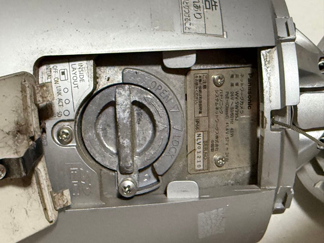 ジャンク品 パナソニック WV-SW395J 一体型NW 防犯カメラ01 - メルカリ