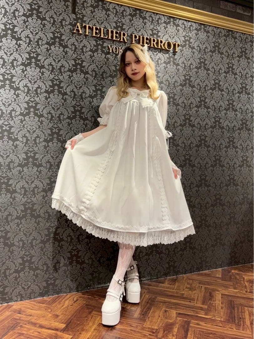 ATELIER PIERROT Amabile Puff Sleeve 白×白