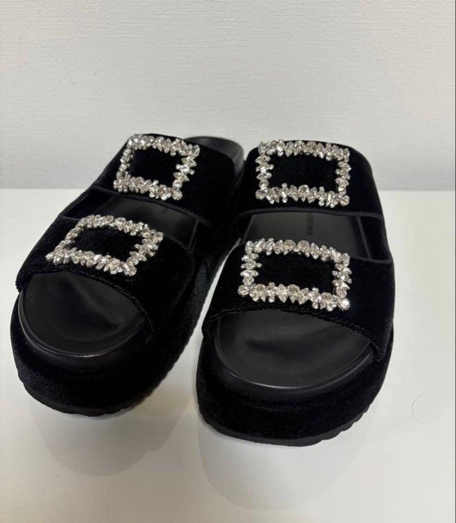 ツルバイマリコオイカワ 38 サンダル ベルベット ビジュー ベロア 厚底