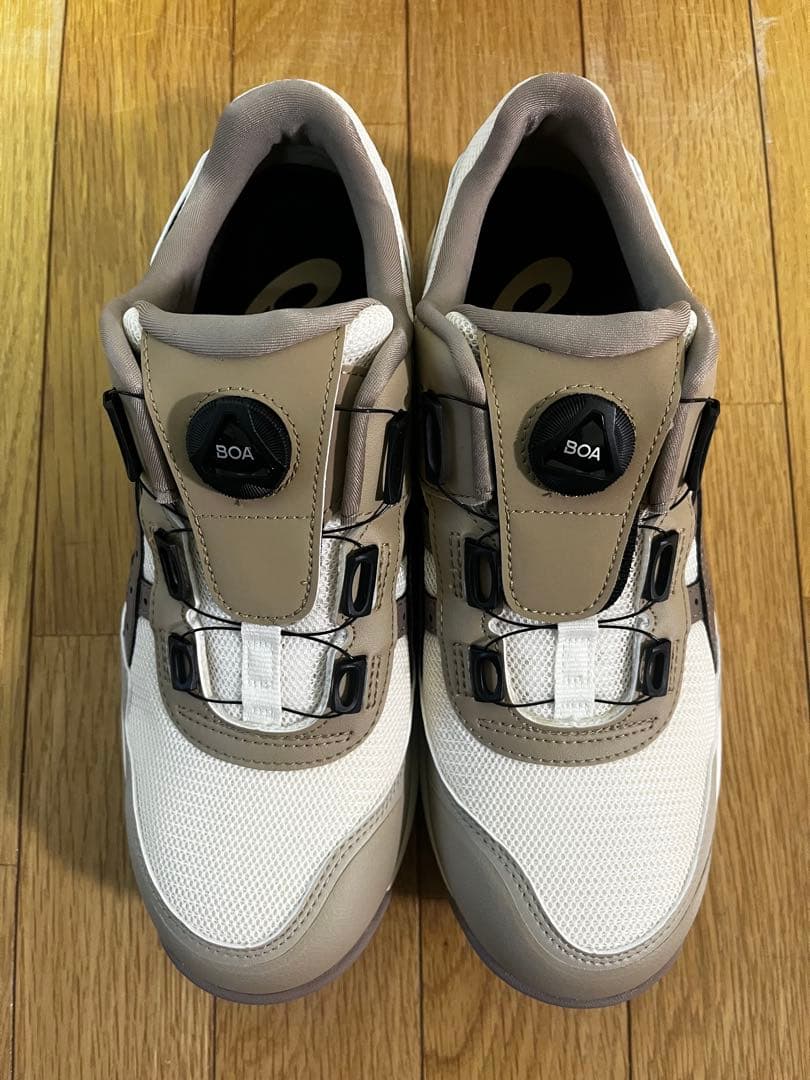 【超希少】アシックス　限定　CP209 BOA 1273A127 105安全靴 超希少】アシックス 限定 CP209 BOA 1273A127 105安全靴 - メルカリ