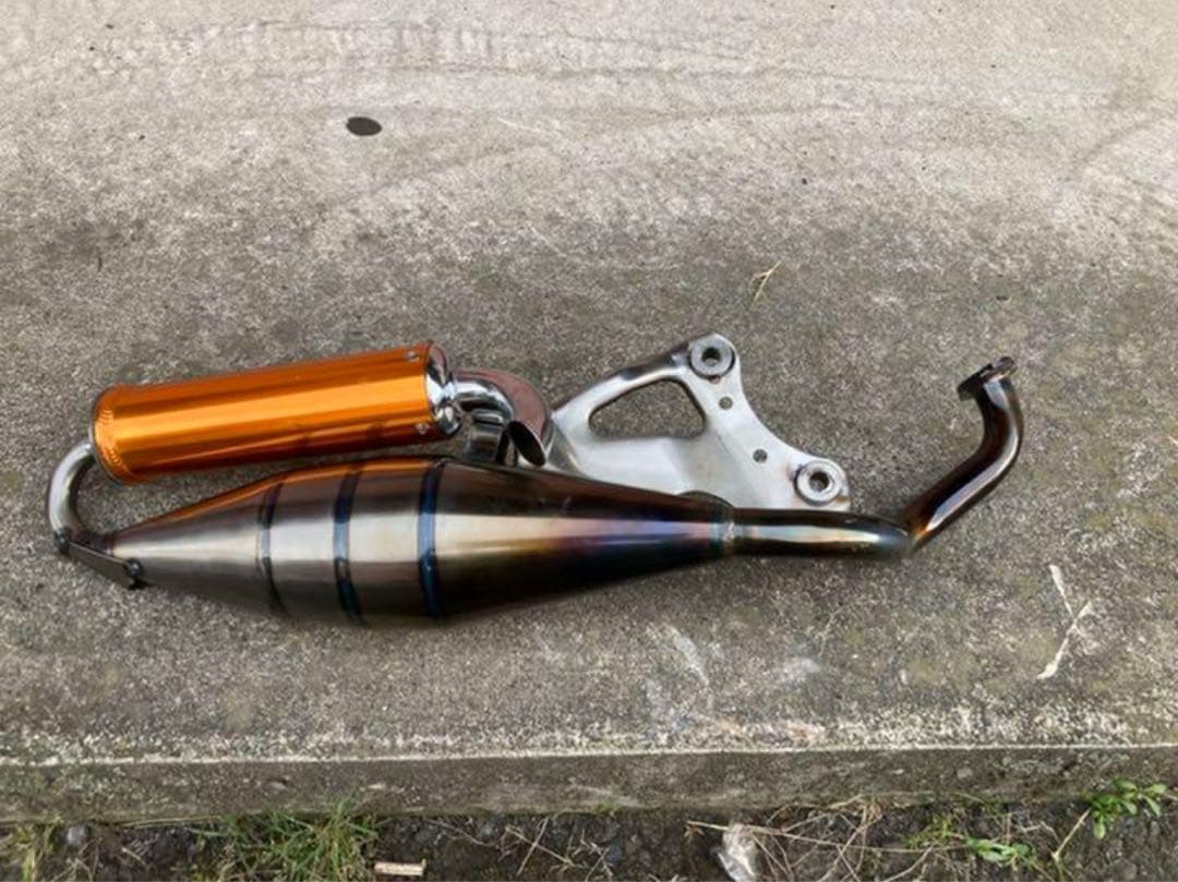 ライブディオAF34用ユーロチャンバー（メーカー不明） ホンダ（HONDA） ライブディオ AF34 AF35 ユーロチャンバー 金 新品