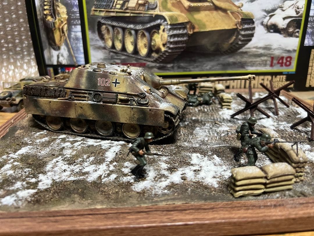 1/48 タミヤ ヤークトパンサー 後期型 完成品 ジオラマ【冬の東部戦線