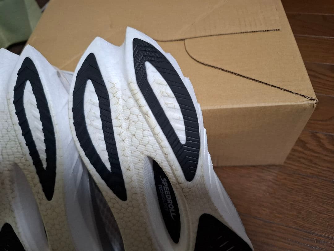 サッカニー　エンドルフィンプロ4　26.5cm ENDORPHIN PRO 4