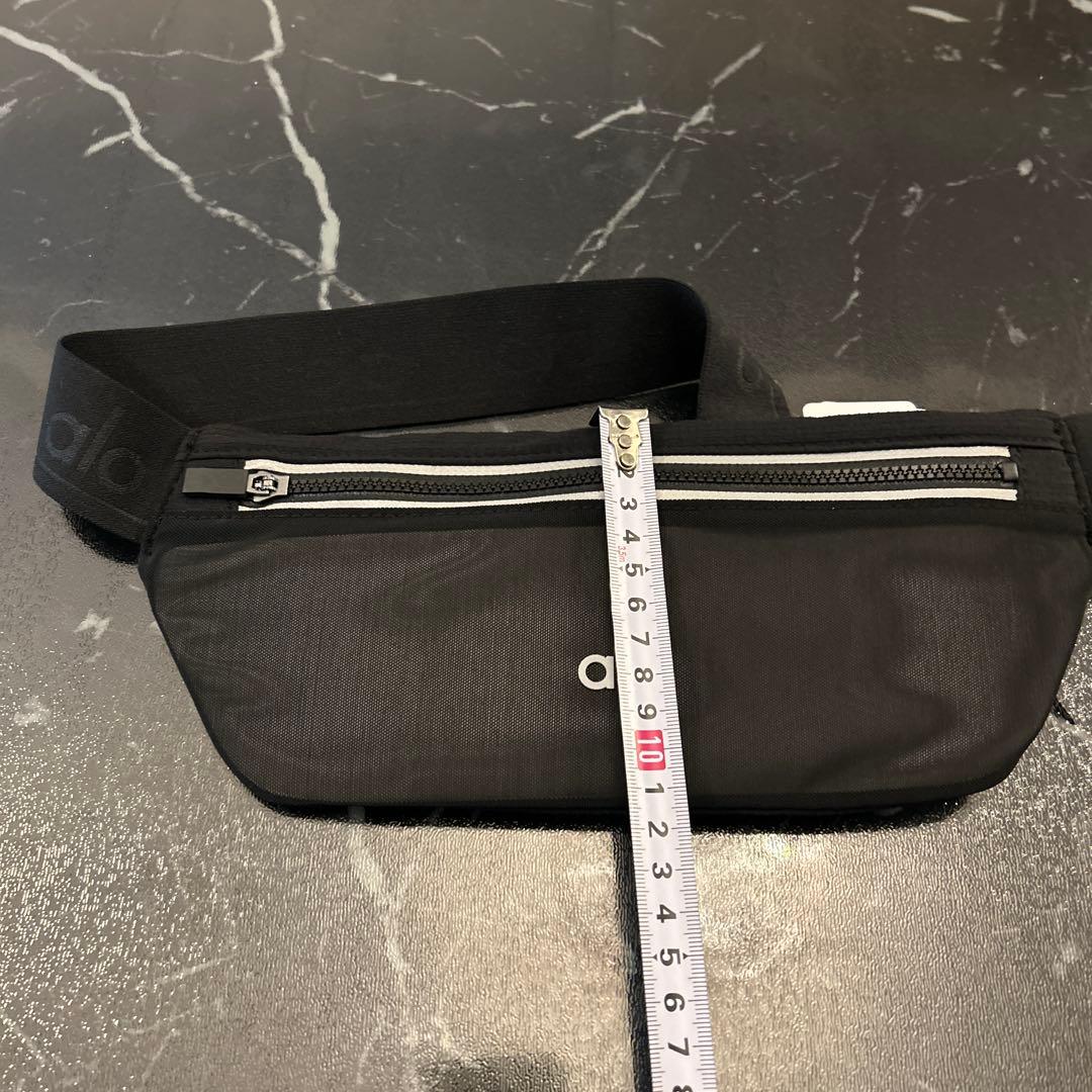 定価11700円❣️未使用❣️alo アロ stride running Belt - メルカリ