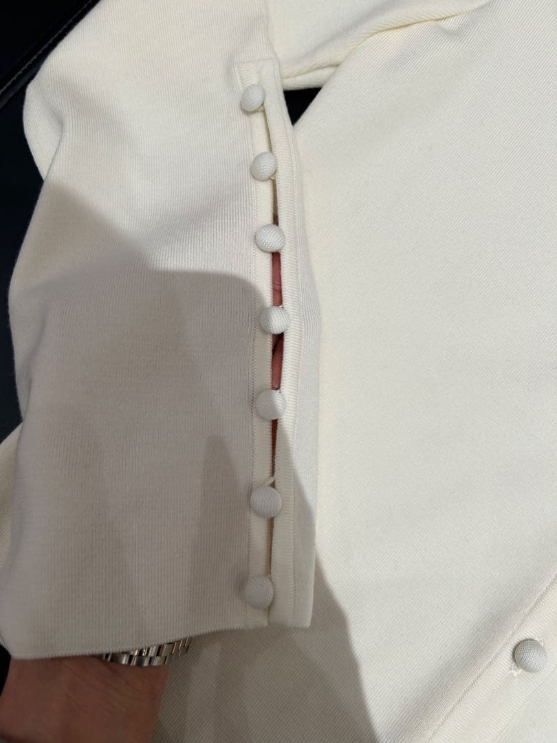 FOXEY2024♡ホワイト完売CARDIGAN \"CLOVER\"ノベルティ付き